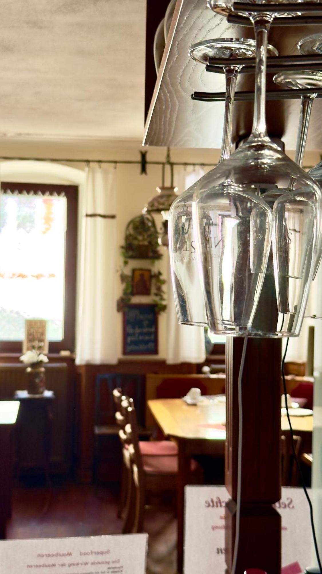 Gaestehaus Gruener Baum Bed & Breakfast *